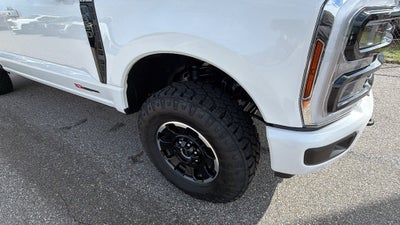 2027 Ford F-350SD Platinum