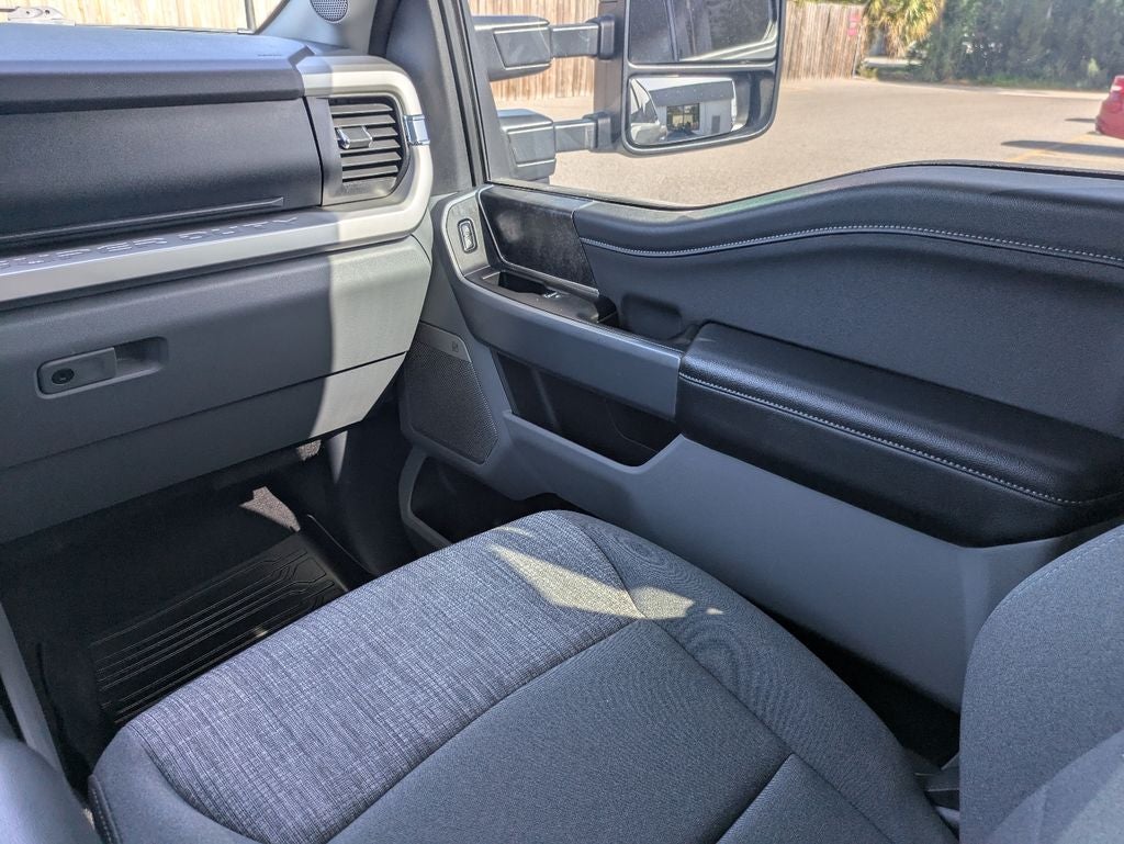 2023 Ford F-350SD XLT
