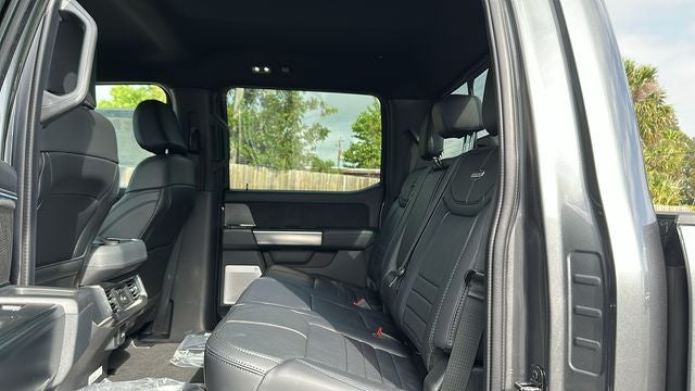 2025 Ford F-350SD Platinum