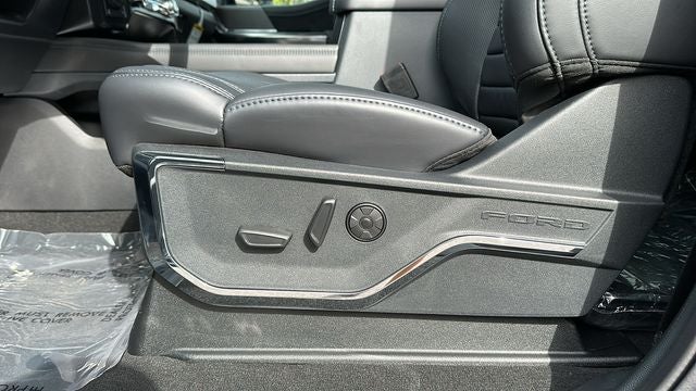 2025 Ford F-350SD Platinum