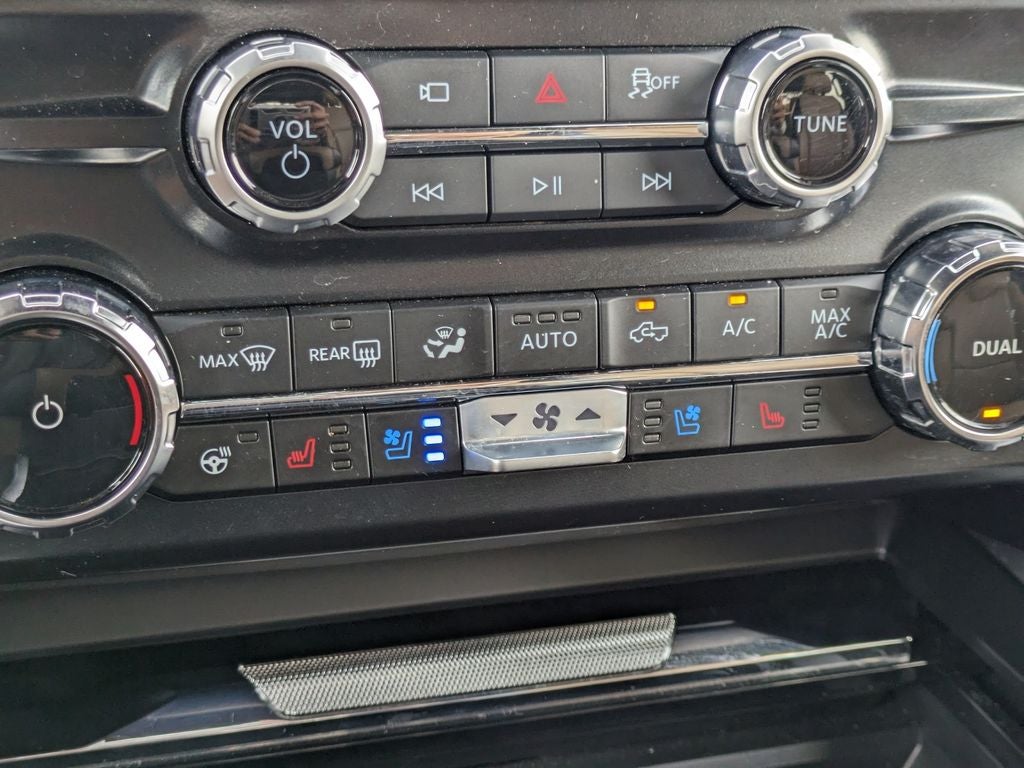 2025 Ford F-350SD Lariat
