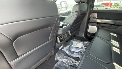 2026 Ford F-350SD Platinum DRW