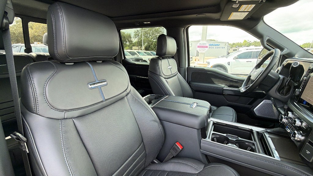 2026 Ford F-350SD Platinum DRW