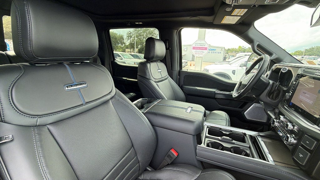 2026 Ford F-350SD Platinum DRW