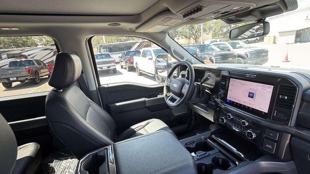 2026 Ford F-350SD Lariat DRW