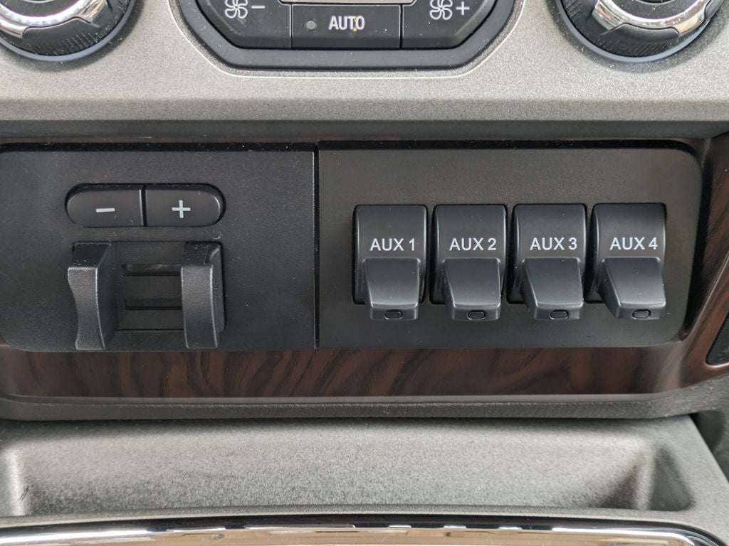 2016 Ford F-350SD Lariat DRW