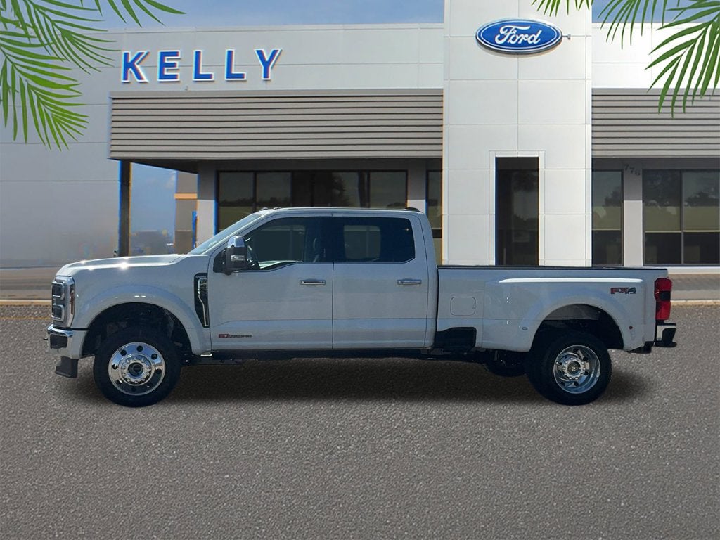 2027 Ford F-450SD King Ranch DRW