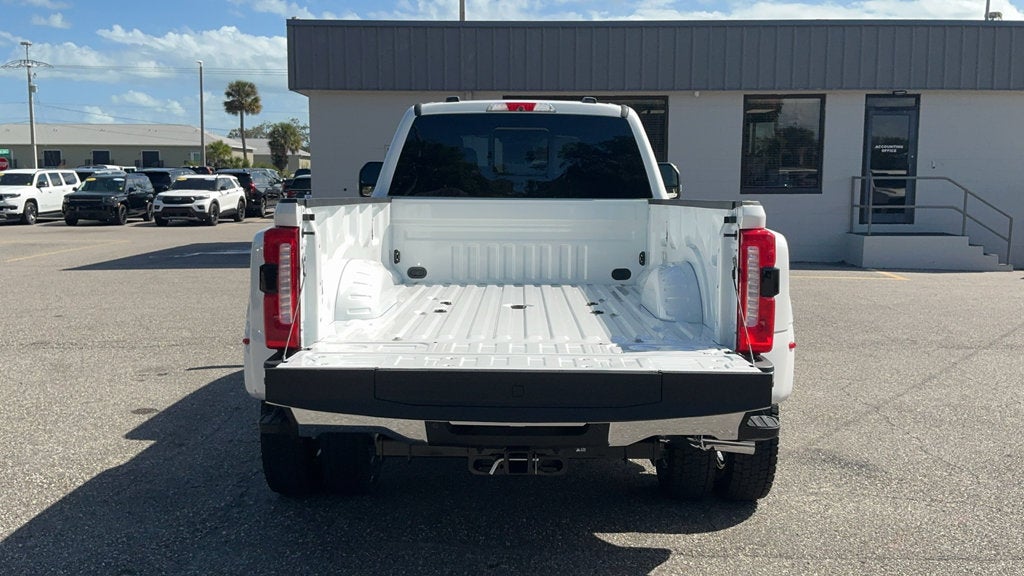 2027 Ford F-450SD King Ranch DRW