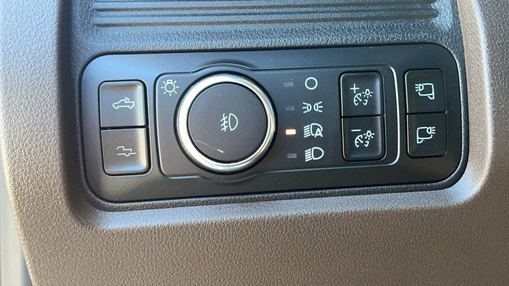 2027 Ford F-450SD King Ranch DRW