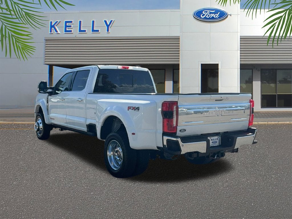2027 Ford F-450SD King Ranch DRW