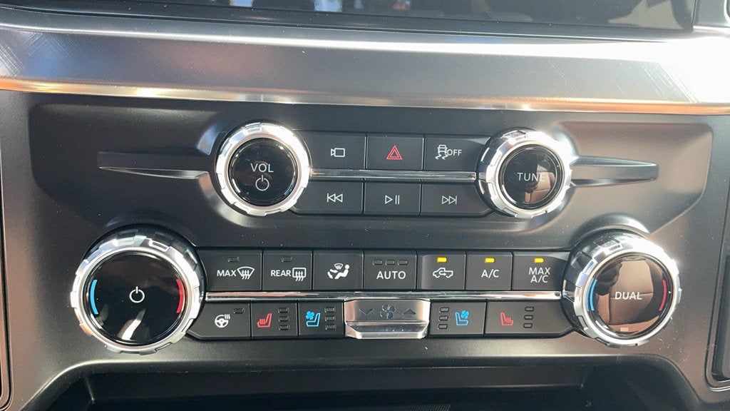 2027 Ford F-450SD King Ranch DRW