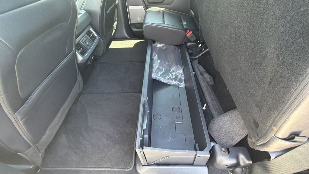 2025 Ford F-450SD Lariat DRW