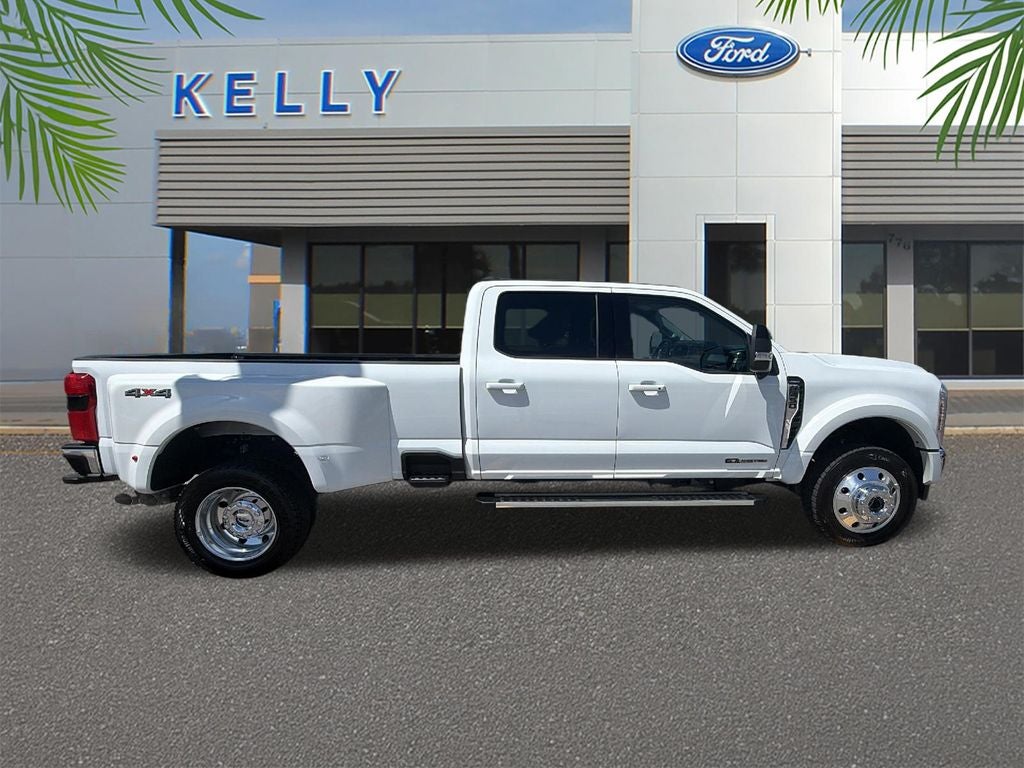 2025 Ford F-450SD Lariat DRW