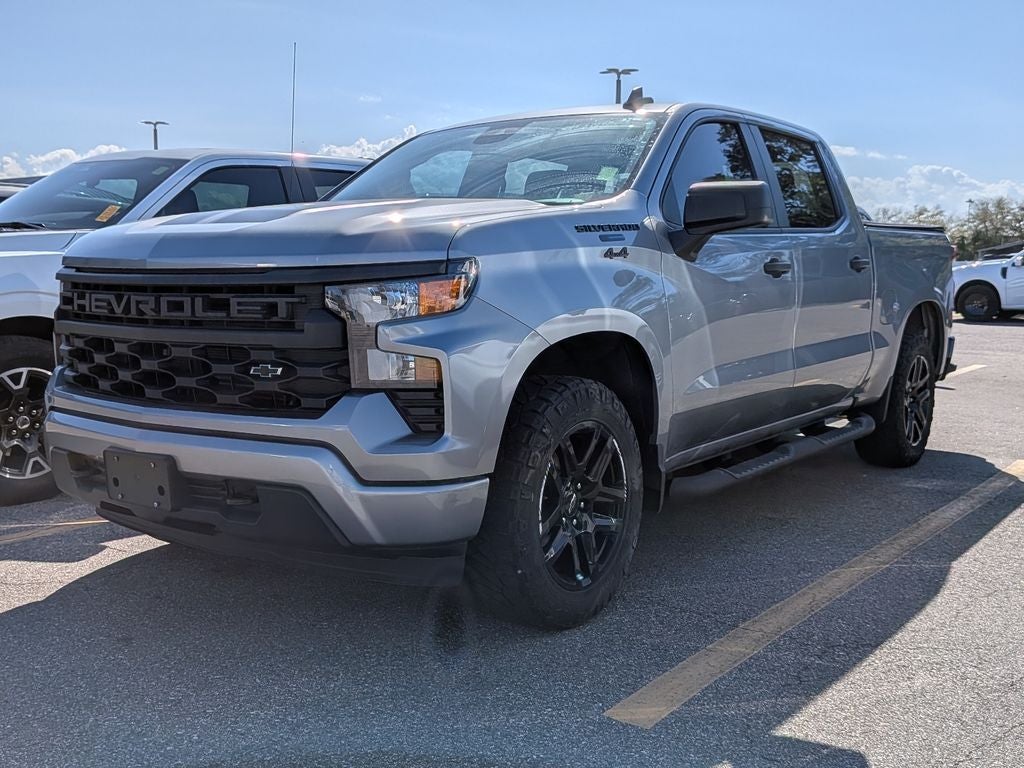 2023 Chevrolet Silverado 1500 Custom