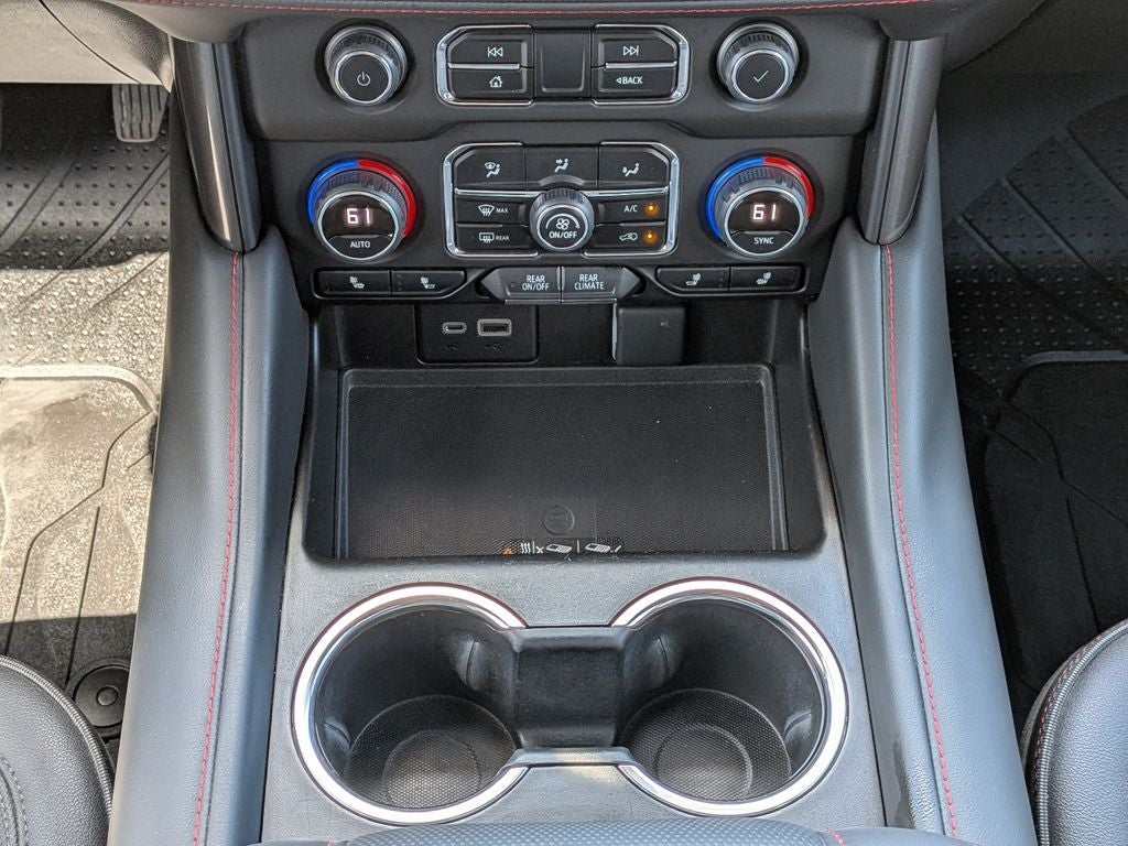 2022 Chevrolet Suburban RST