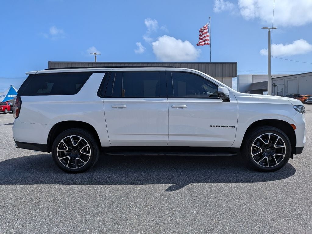 2022 Chevrolet Suburban RST