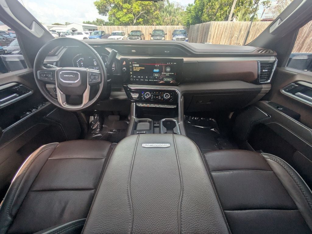 2025 GMC Sierra 2500HD Denali