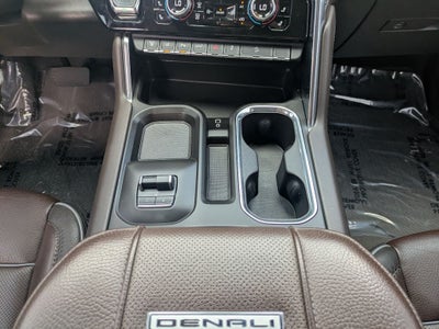 2025 GMC Sierra 2500HD Denali