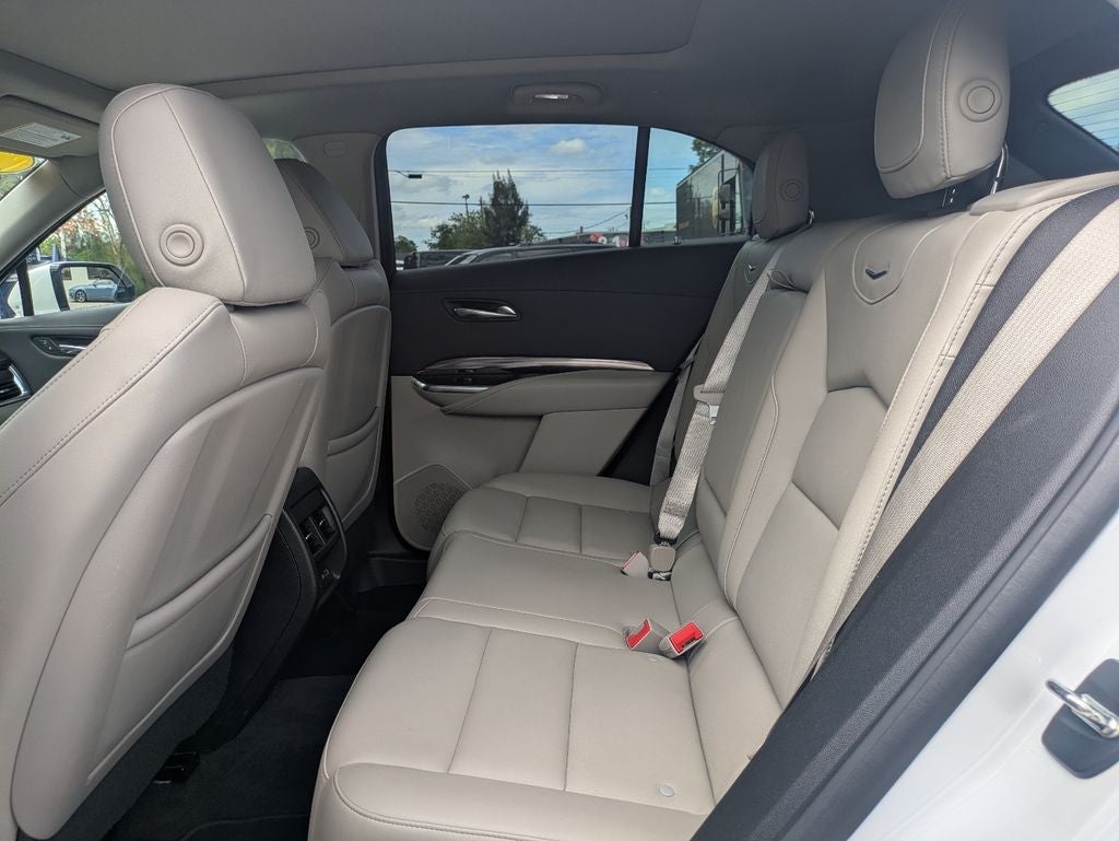 2022 Cadillac XT4 Luxury