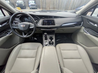 2022 Cadillac XT4 Luxury