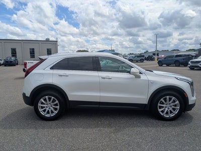 2022 Cadillac XT4 Luxury