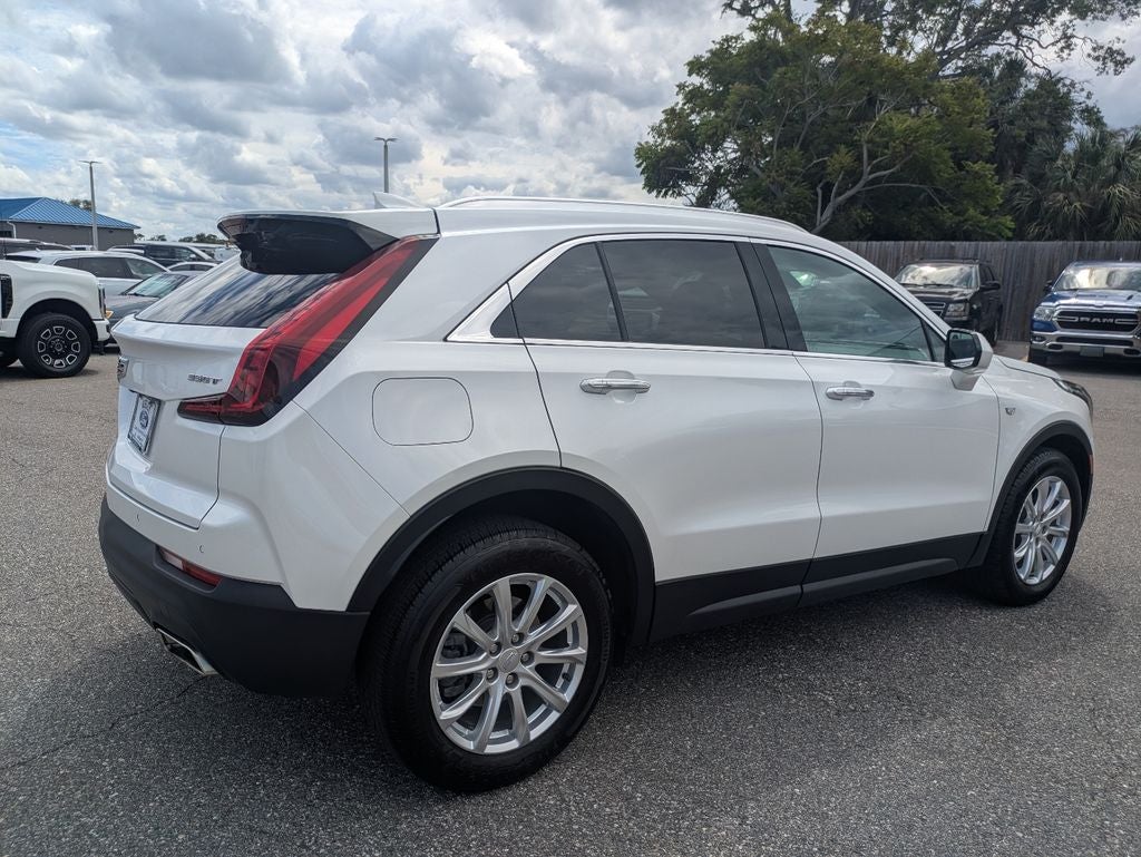 2022 Cadillac XT4 Luxury