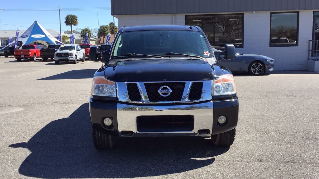 2011 Nissan Titan SV