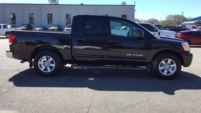 2011 Nissan Titan SV