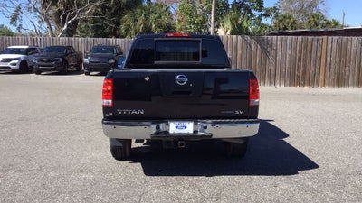 2011 Nissan Titan SV