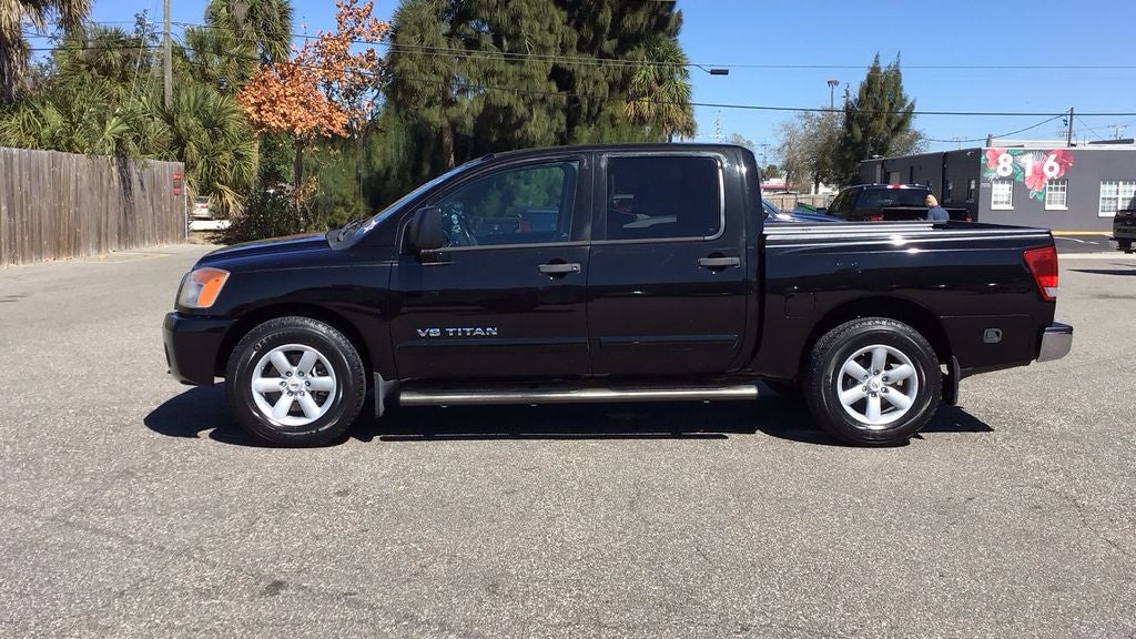 2011 Nissan Titan SV