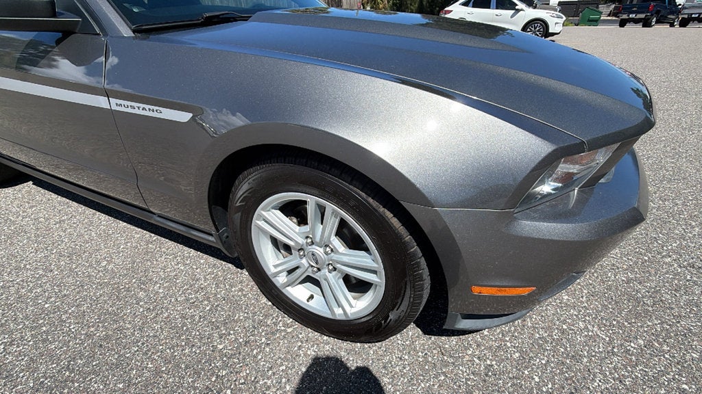 2011 Ford Mustang V6