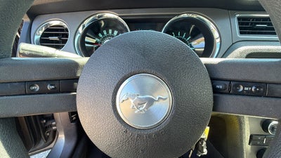 2011 Ford Mustang V6