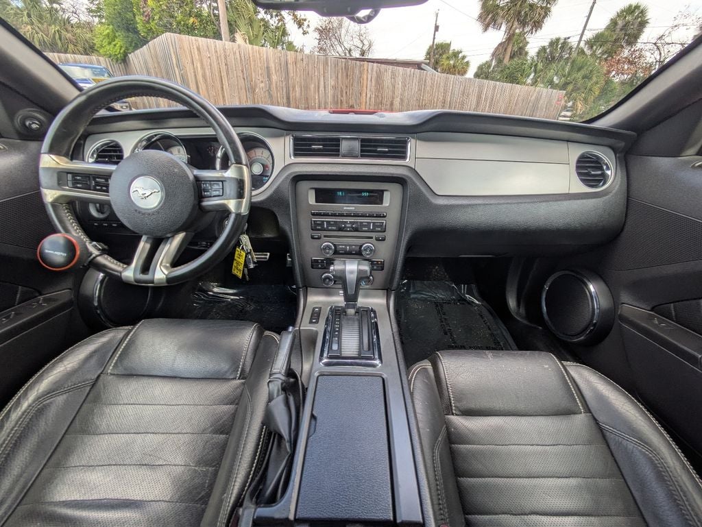 2010 Ford Mustang V6