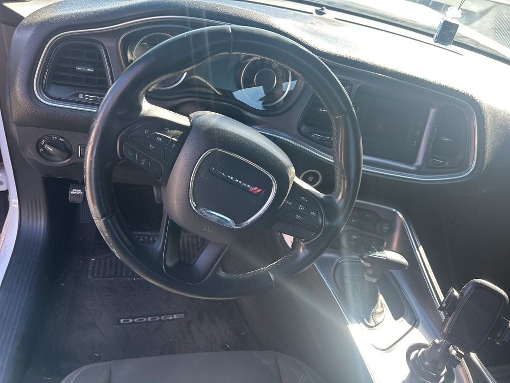 2015 Dodge Challenger SXT