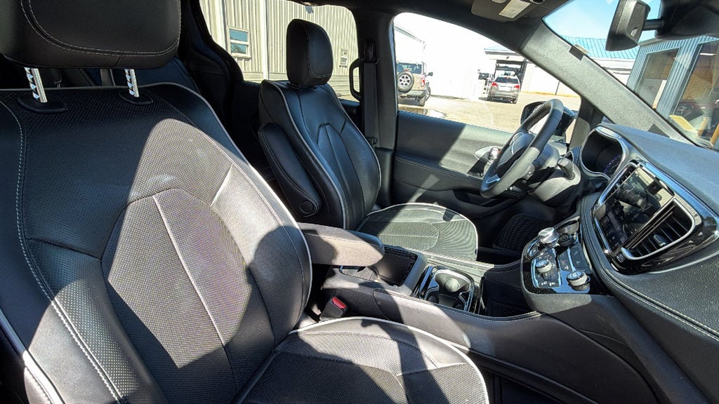 2026 Chrysler Pacifica Limited