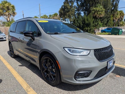 2025 Chrysler Pacifica Limited