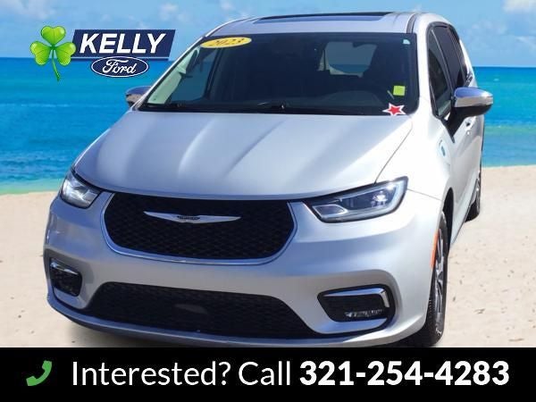 2023 Chrysler Pacifica Hybrid Limited