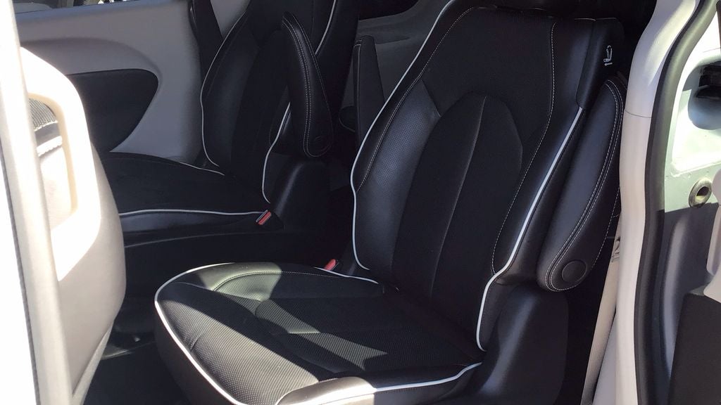 2023 Chrysler Pacifica Hybrid Limited