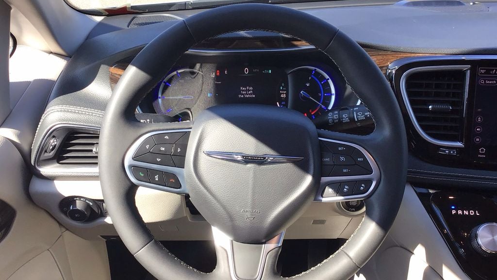 2023 Chrysler Pacifica Hybrid Limited