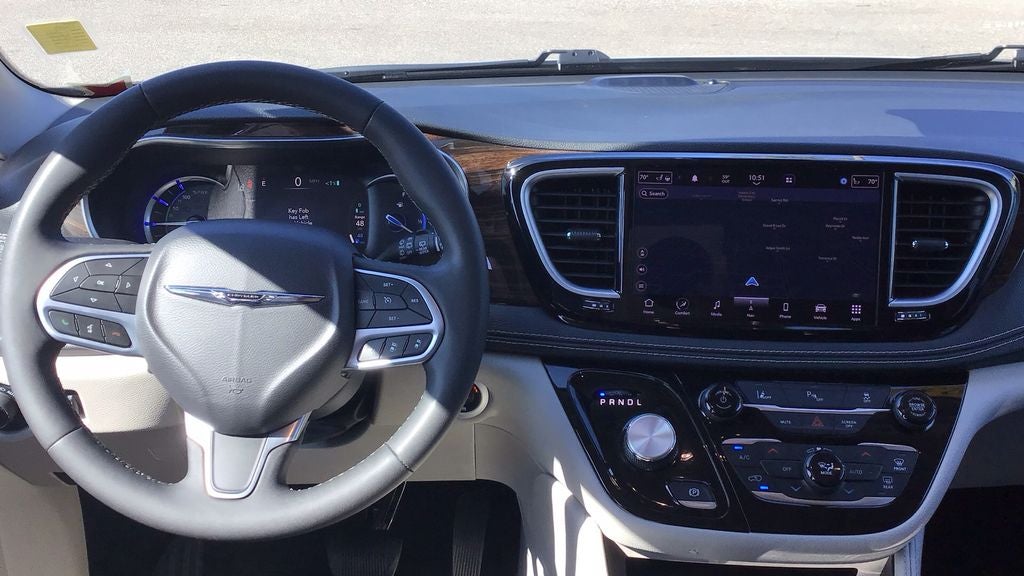 2023 Chrysler Pacifica Hybrid Limited