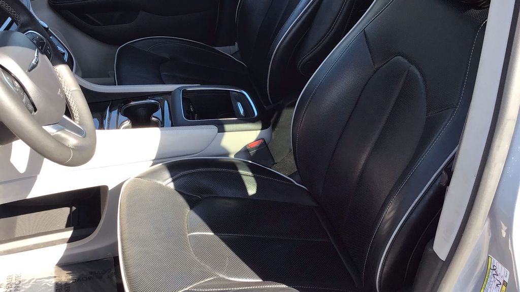 2023 Chrysler Pacifica Hybrid Limited