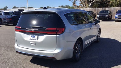 2023 Chrysler Pacifica Hybrid Limited