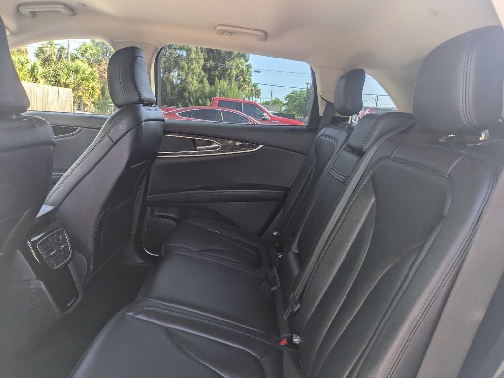 2022 Lincoln Nautilus Standard
