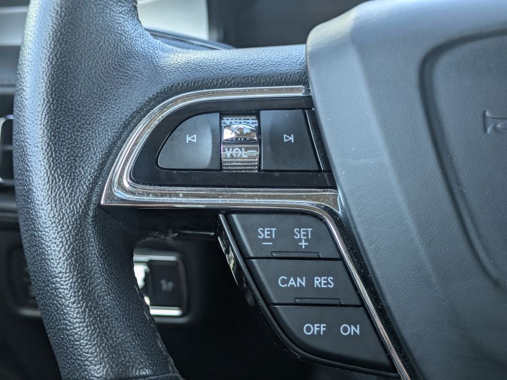 2022 Lincoln Nautilus Standard