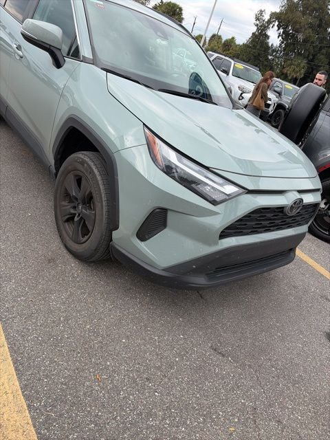 2022 Toyota RAV4 XLE