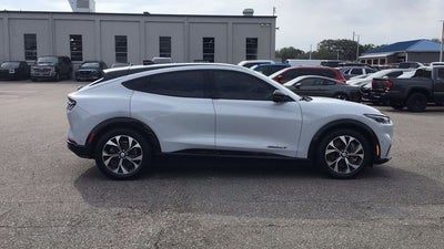 2022 Ford Mustang Mach-E Premium