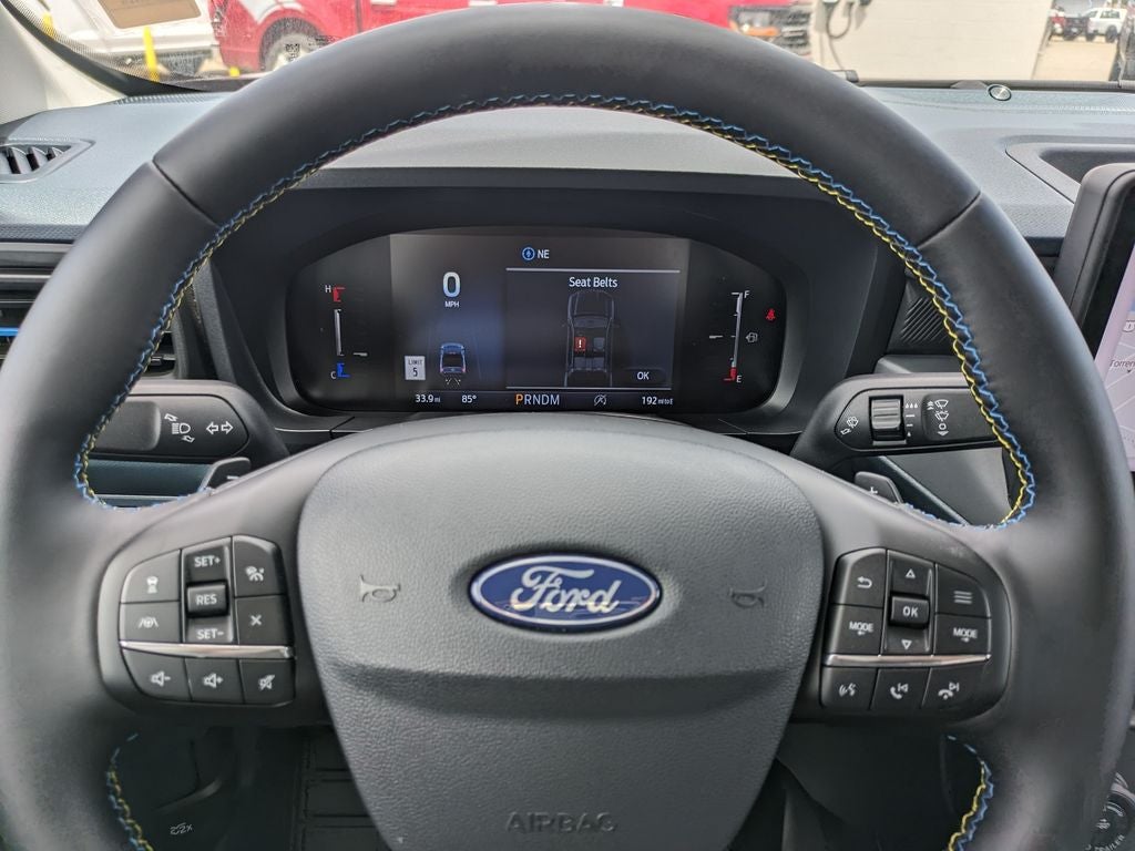 2025 Ford Maverick Lobo High