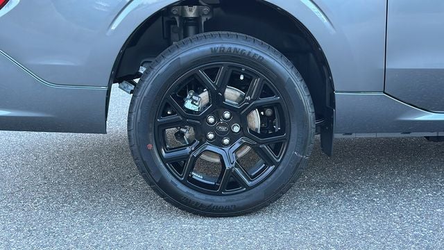 2025 Ford Maverick Lobo Standard