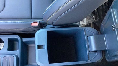 2025 Ford Maverick Lobo Standard