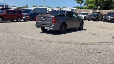 2025 Ford Maverick Lobo Standard